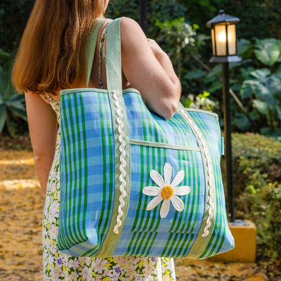 Recycled Plastic Daisy Flower Tote Bag | Spring Decor |