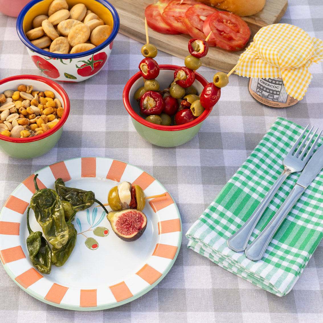 Bon Appetit Grey & White Fabric Gingham Tablecloth