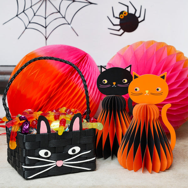 Halloween Black Recycled Cat Shaped Basket – Talking Tables EU Trade