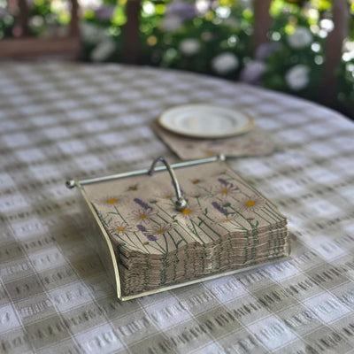 Table Kind Daisy Paper Napkins - 100 Pack