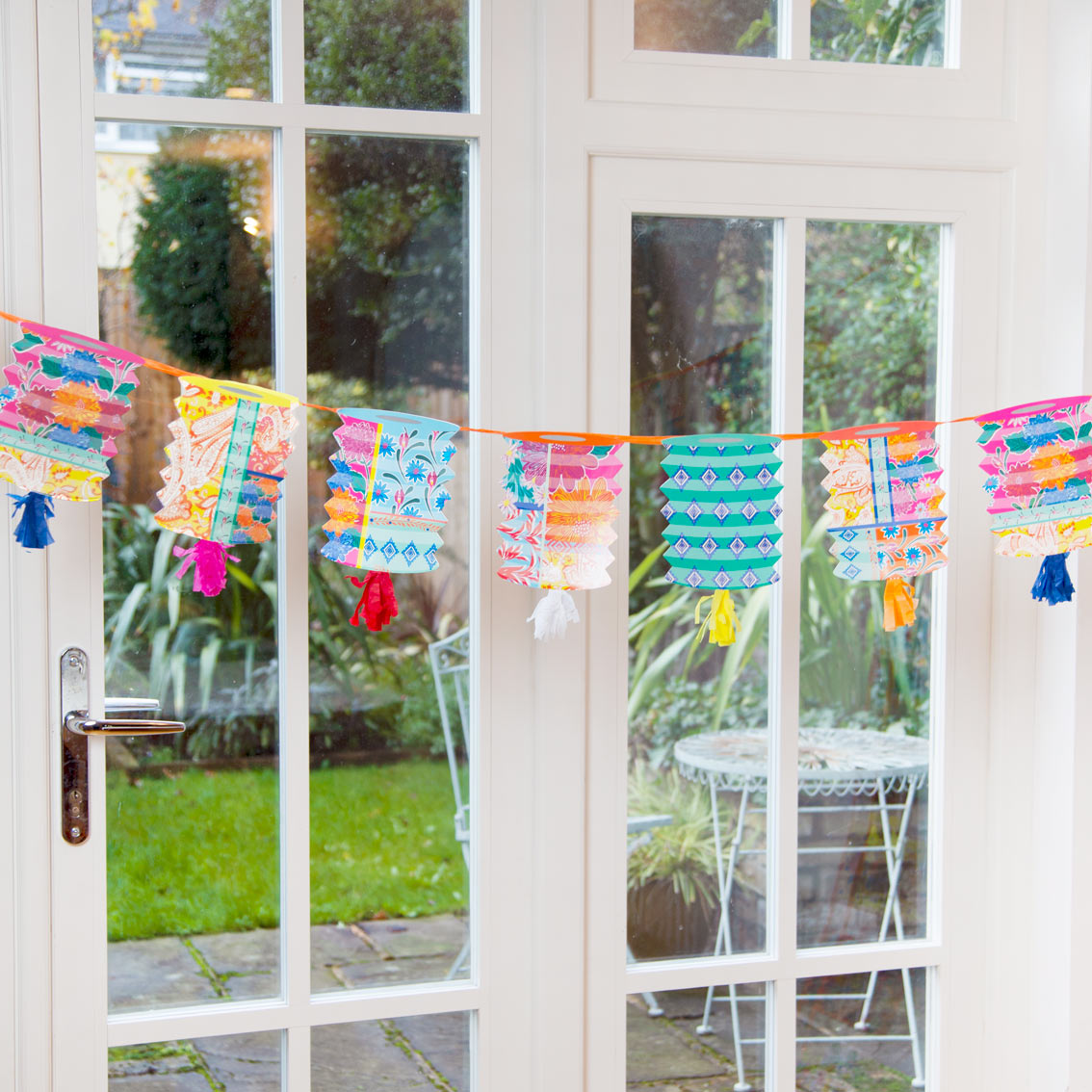 Boho Tassel Lantern Garland