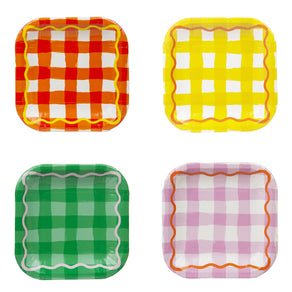 Everyone's Welcome Square Gingham Paper Plates - 12 Pack