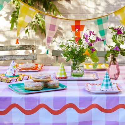 Image - Everyone's Welcome Lilac Gingham Reusable Table Cloth