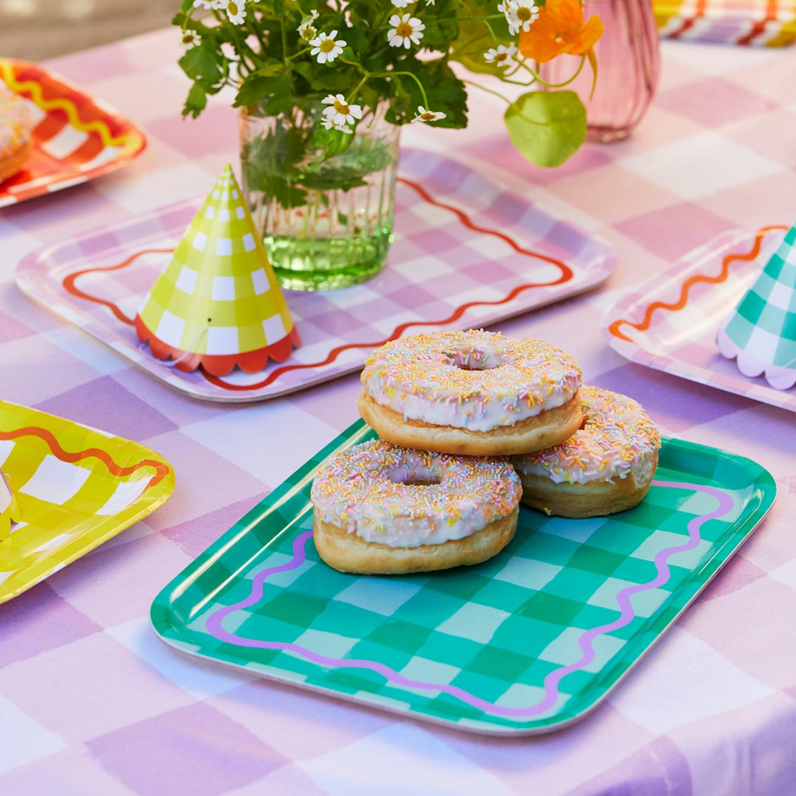 Everyone's Welcome Green Gingham Wooden Tray