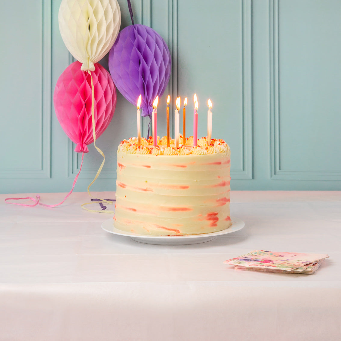 We ♥ Pink Table Cover