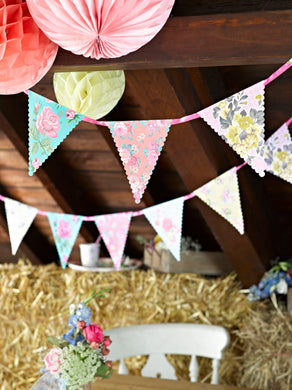 Truly Scrumptious Bunting