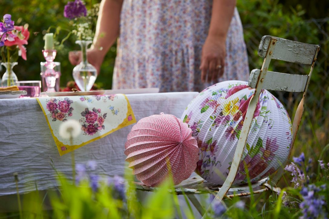 Truly Scrumptious Paper Lanterns